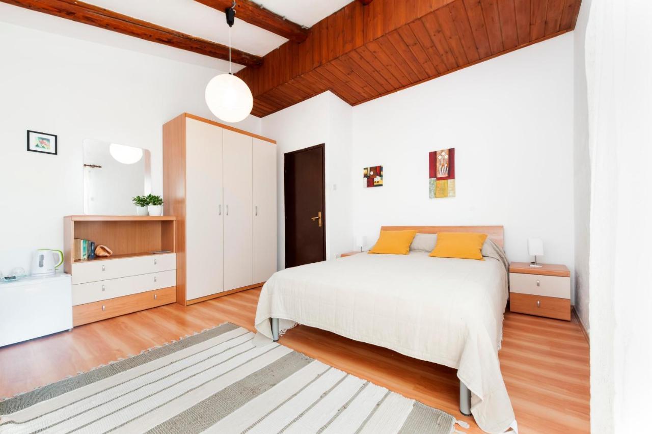 Studio And Room Tea Rovinj Exterior photo