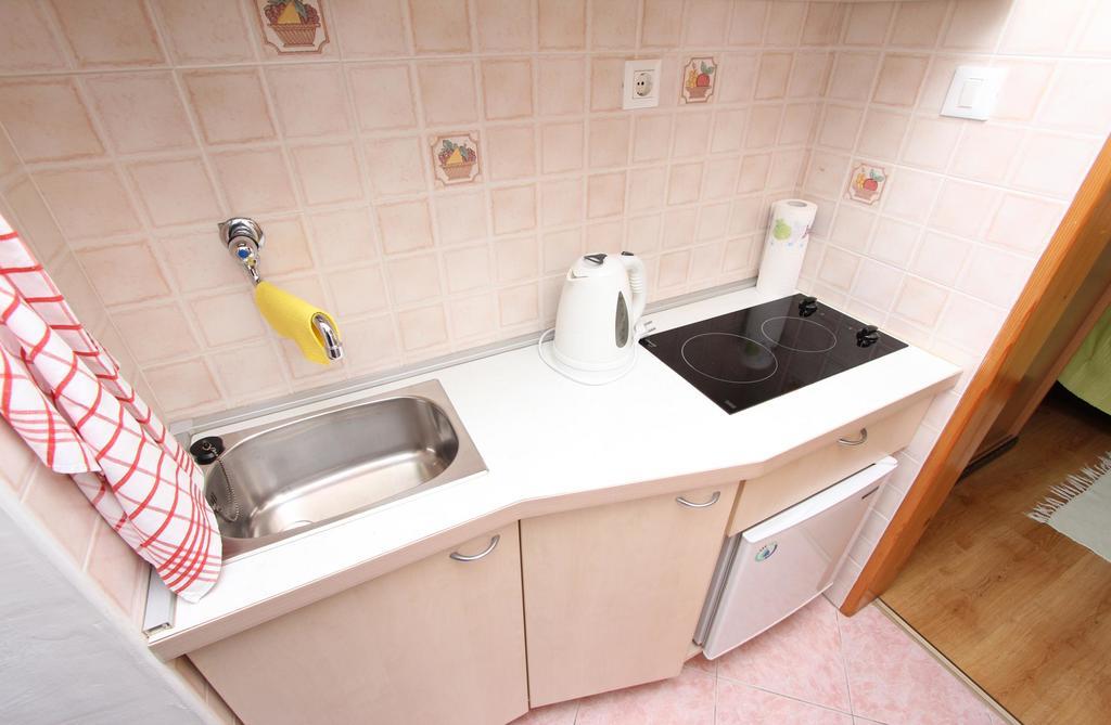 Studio And Room Tea Rovinj Exterior photo